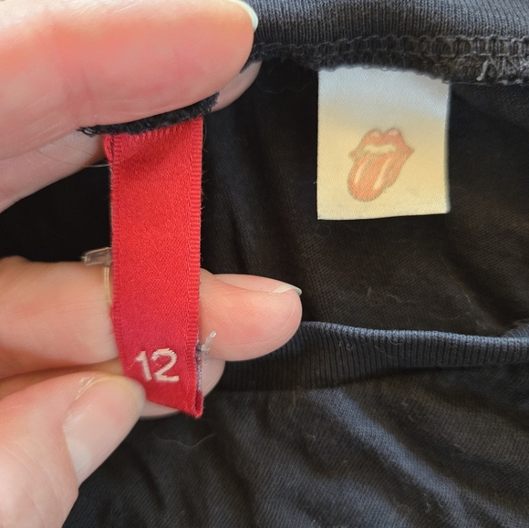 Divided | Rolling Stone Distressed Cropped Tee, Ptp 23" - Picture 5 of 6